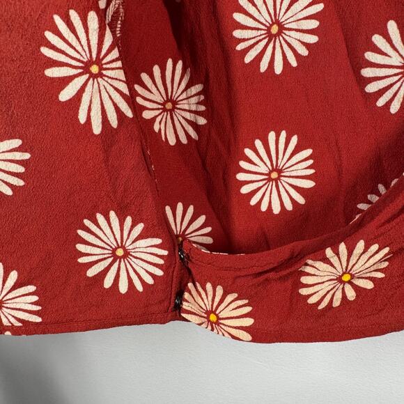 Madewell Top Women S Red Floral Sash-Tie Wrap Top in in Daisy Daydream Boho - Picture 6 of 9
